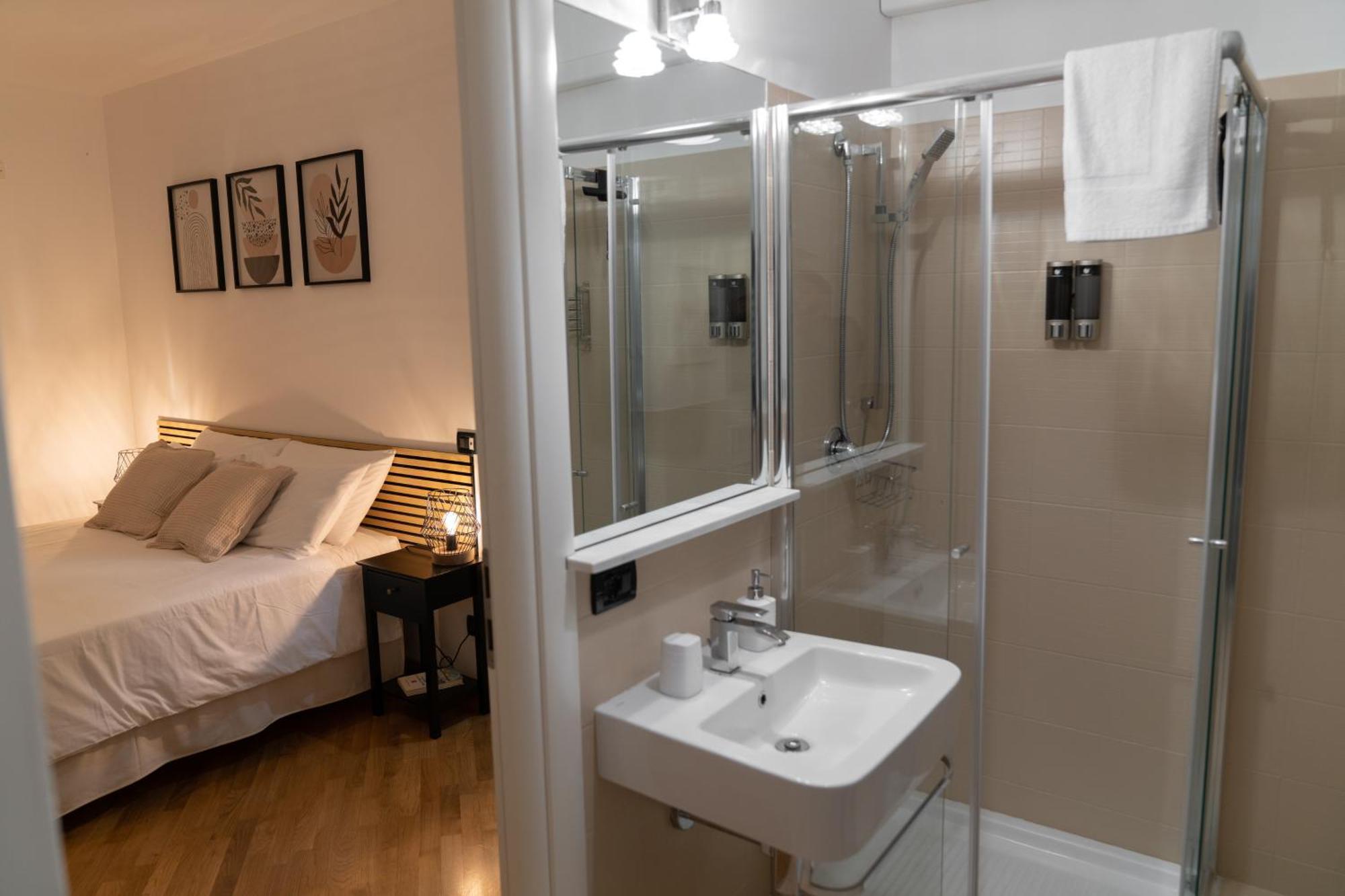Sant'Eligio Apartments & Rooms Palermo Luaran gambar
